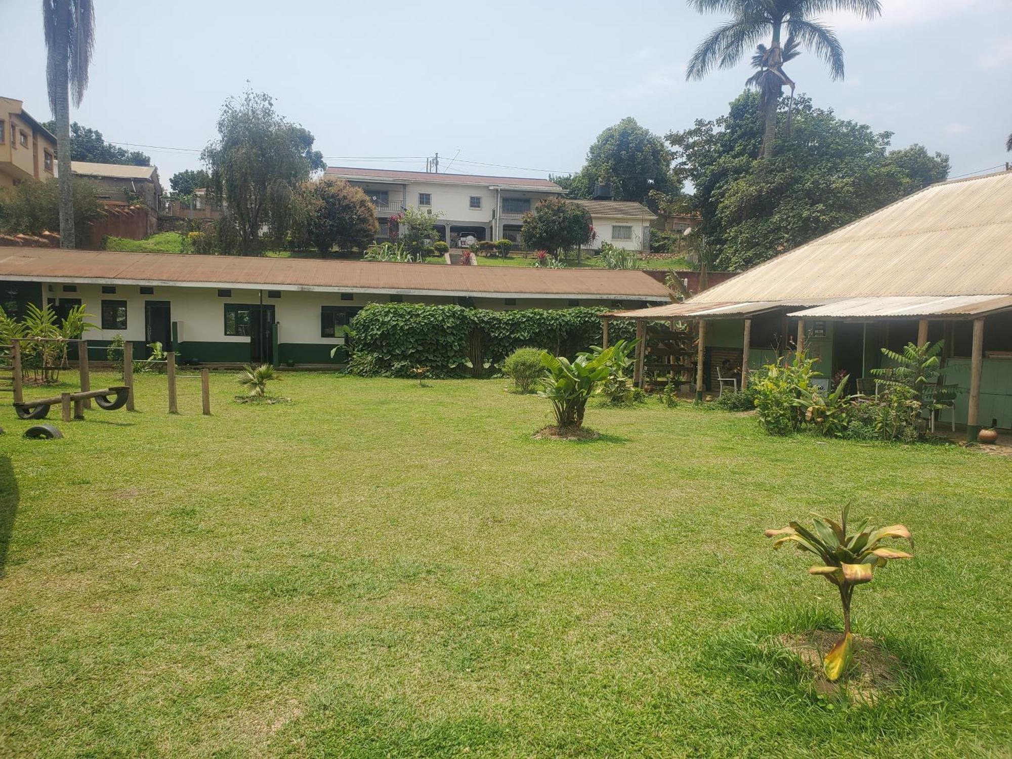 Gaia Eco Hub Bnb Fort Portal Esterno foto