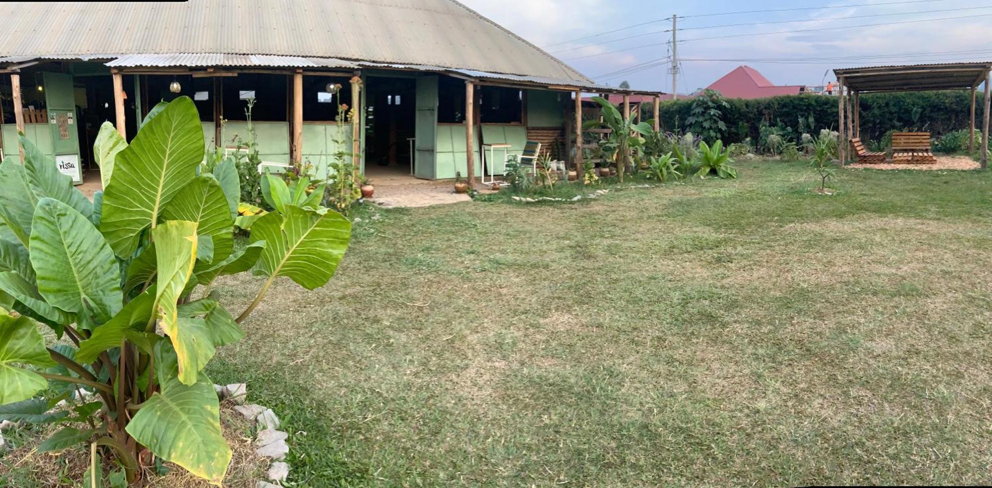 Gaia Eco Hub Bnb Fort Portal Esterno foto